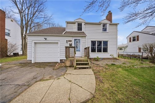 407 Malden St, Greece, NY, 14615-2613 | Card Image