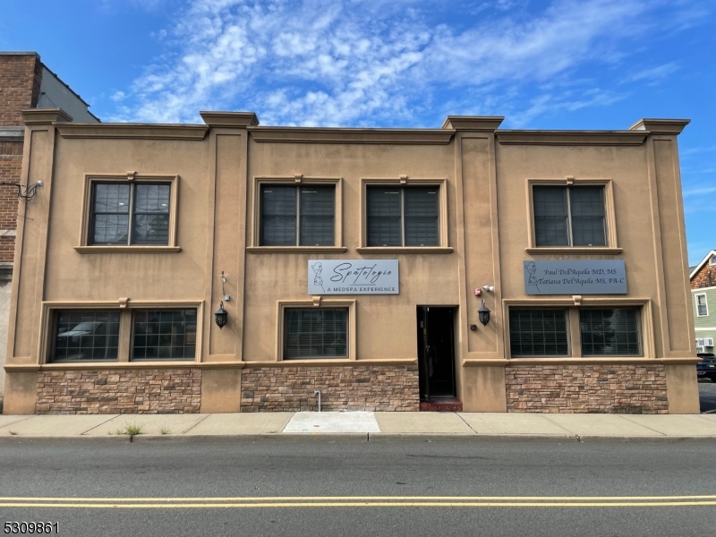 Commercial Lease in Nutley Twp.