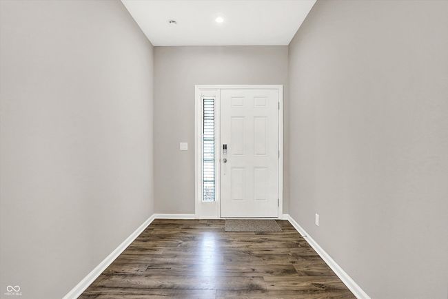 FOYER | Image 5