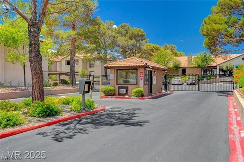 1066-2451 N Rainbow Blvd, Las Vegas, NV, 89108-4502 | Card Image