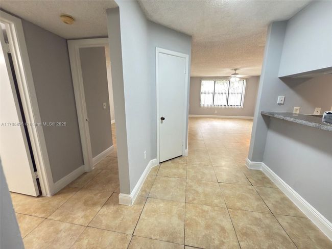 APT-11 - 4521 W Mcnab Rd, Condo with 2 bedrooms, 2 bathrooms and null parking in Pompano Beach FL | Image 8