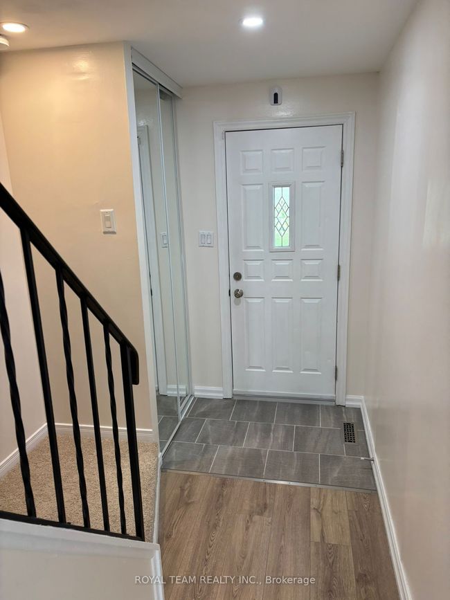 41 - 205 Carlyle Dr, Condo with 3 bedrooms, 3 bathrooms and 2 parking in London ON | Image 6