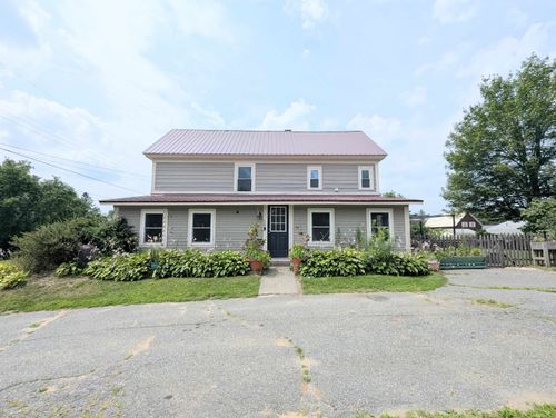 28 Charland St, Lyndonville, VT, 05851-8746 | Card Image