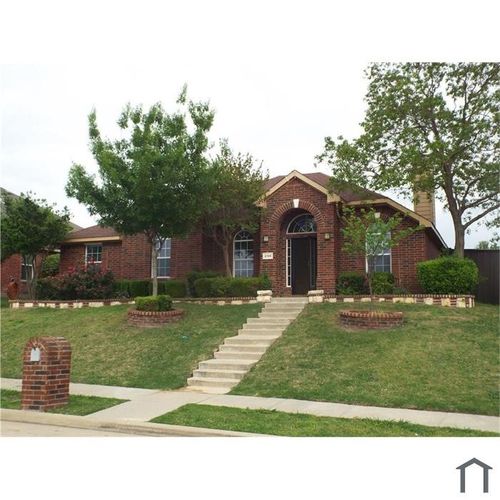 2108 Hickory Ridge Dr, Mesquite, TX, 75181-2955 | Card Image