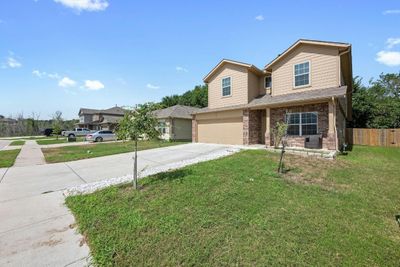 135 Cibolo Creek Drive, House other with 4 bedrooms, 2 bathrooms and 2 parking in Kyle TX | Image 2