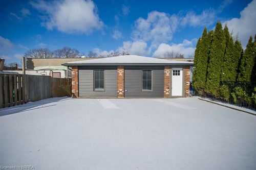2-44 Grey St, Brantford, ON, N3T2S9 | Card Image