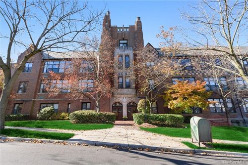 d2-3-55 Mckinley Ave, White Plains, NY, 10606-1646 | Card Image