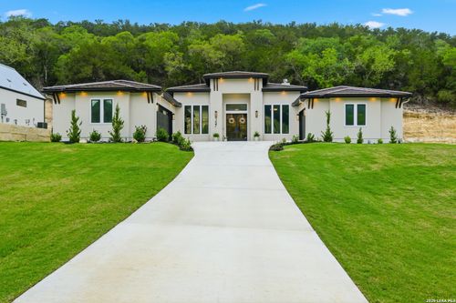 157 Heartland Ln, Boerne, TX, 78006-3140 | Card Image
