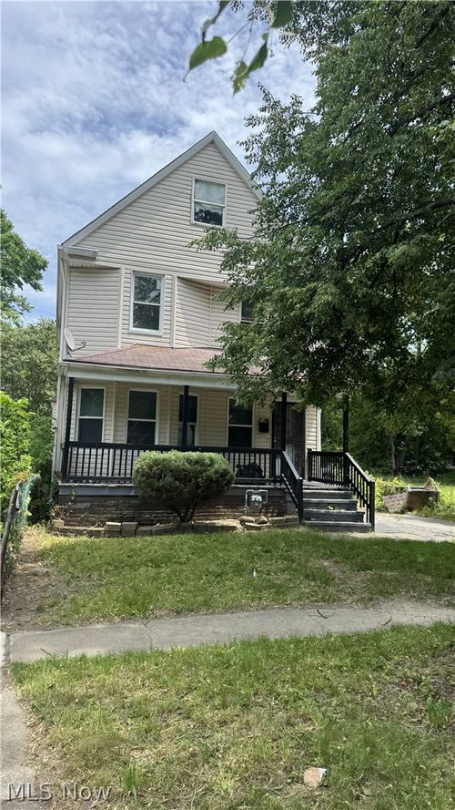 927 E 146th St, Cleveland, OH, 44110-3703 | Card Image
