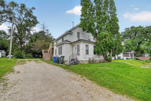 314 Lester St, Waterloo, IA, 50703-2629 | Card Image
