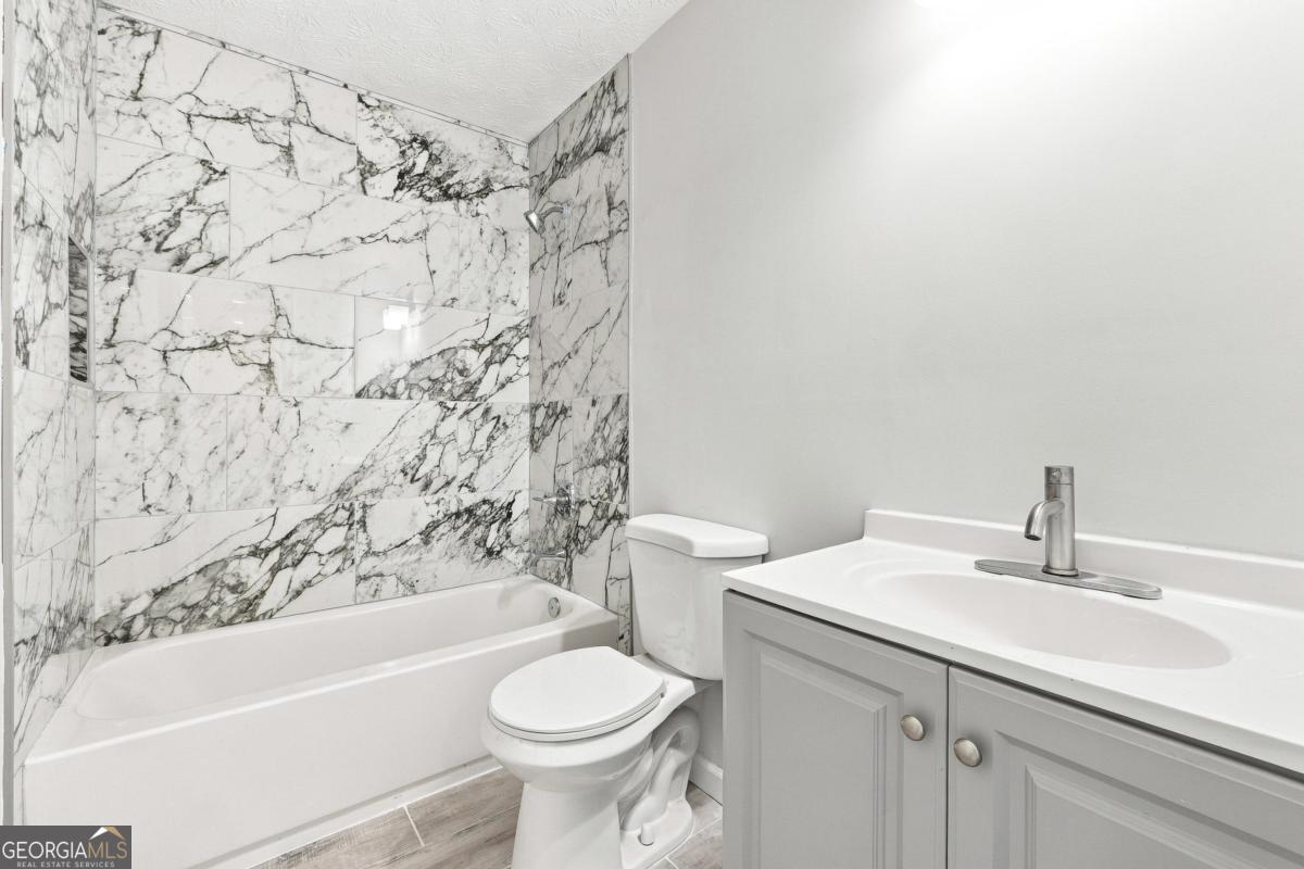 Residential in Lithonia 3