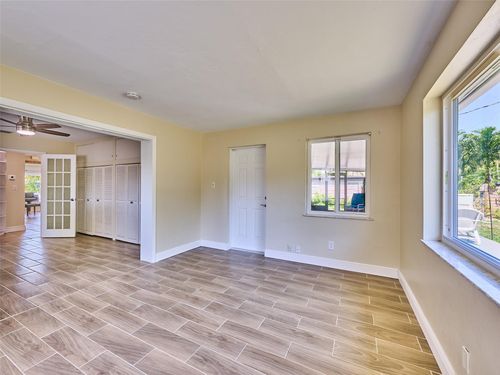 440 Nw 37th St, Oakland Park, FL, 33309-5170 | Card Image