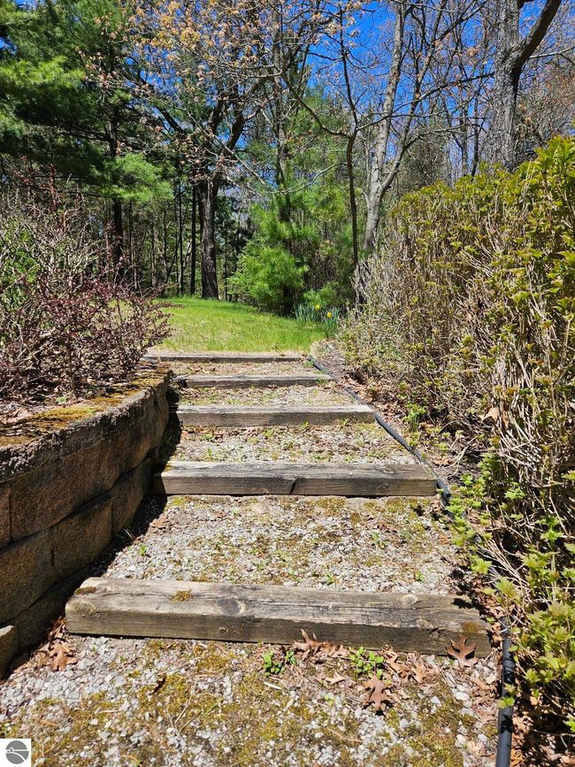 3767 N Us Highway 23, House other with 4 bedrooms, 3 bathrooms and null parking in Oscoda MI | Image 6