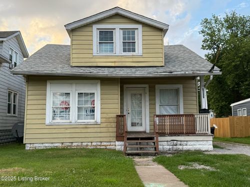1407 Berry Blvd, Louisville, KY, 40215-1952 | Card Image