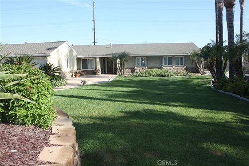 16540 Wagon Wheel, Riverside, CA, 92506 | Card Image