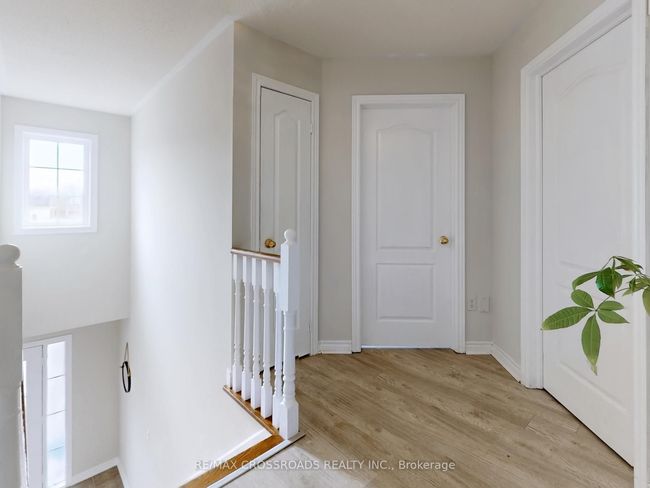 1311 Weller Cross, House other with 3 bedrooms, 2 bathrooms and 1 parking in Milton ON | Image 25