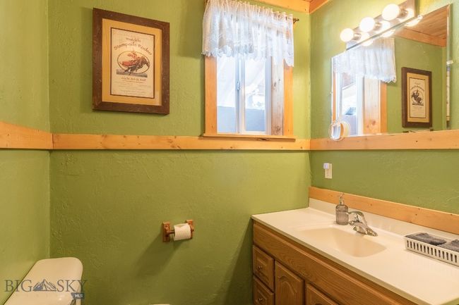 286 Mule Deer Rd, House other with 3 bedrooms, 4 bathrooms and null parking in West Yellowstone MT | Image 23