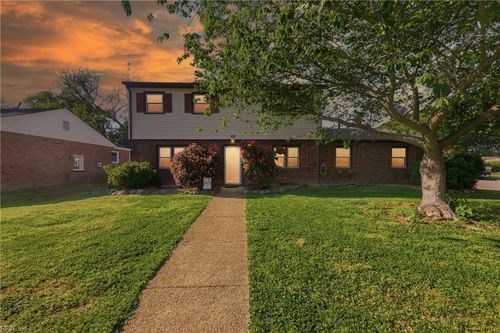 89 Saint Croix Dr, Newport News, VA, 23602-6229 | Card Image