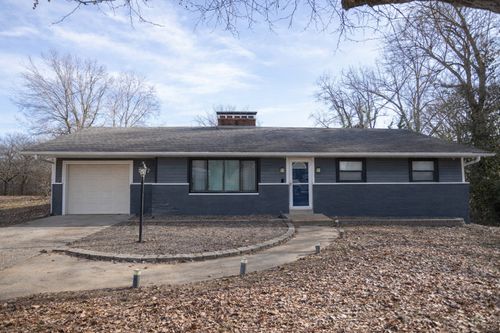 907 Dina Ave, Collinsville, IL, 62234-1508 | Card Image