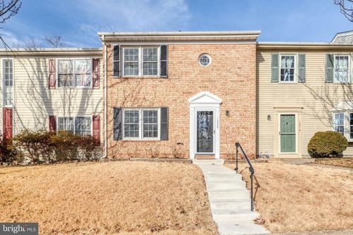 12320 Woodlawn Ct, WOODBRIDGE, VA, 22192-1921 | Card Image