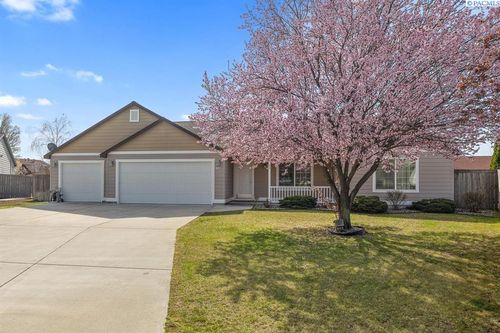 6103 Cavendish Ct, Pasco, WA, 99301-6805 | Card Image