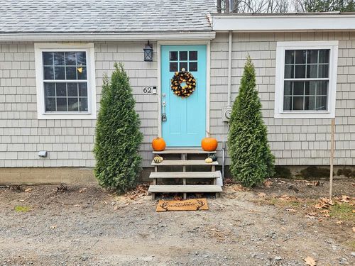 62 Mast Rd, Epping, NH, 03042-2600 | Card Image