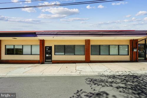 6480 Sligo Mill Rd, TAKOMA PARK, MD, 20912-4703 | Card Image