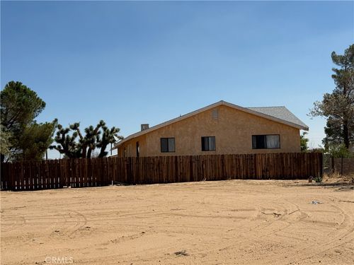 243 Balboa Ave, Mojave, CA, 93501 | Card Image