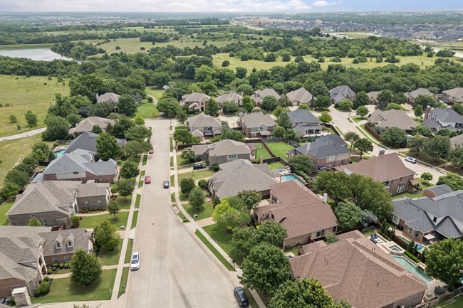 Aerial perspective of suburban area | Image 38