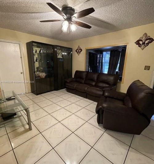 1-526 S 28th Ave, Hollywood, FL, 33020-4734 | Card Image