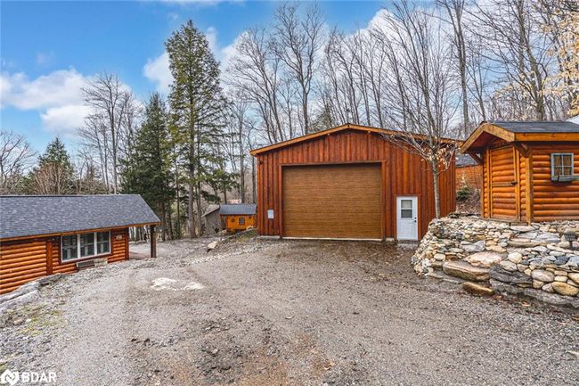 1026 Lancer Lane, House other with 2 bedrooms, 2 bathrooms and 10 parking in Haliburton ON | Image 23
