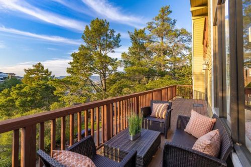 930 Vista Grande, Millbrae, CA, 94030-2132 | Card Image