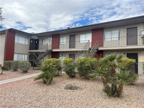 3-1089 E Desert Inn Road, Las Vegas, NV, 89109 | Card Image