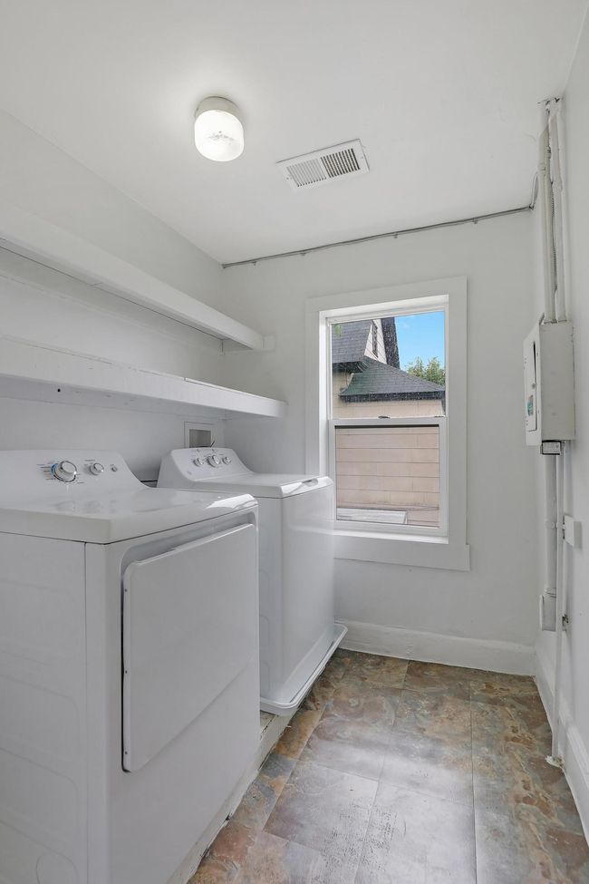 8710Photography-Web-Friendly-483-Como-Avenue-Saint-Paul-MN-55103-21.jpg | Image 21
