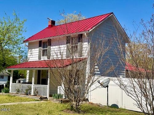 132 Buffalo Rd, Clarksville, VA, 23927-9109 | Card Image
