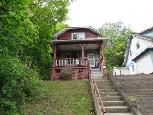 160 Tillman Ave, Johnstown, PA, 15905-4747 | Card Image