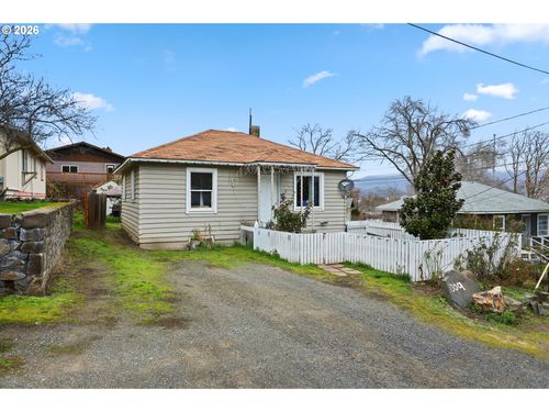 1309 Perkins St, TheDalles, OR, 97058 | Card Image