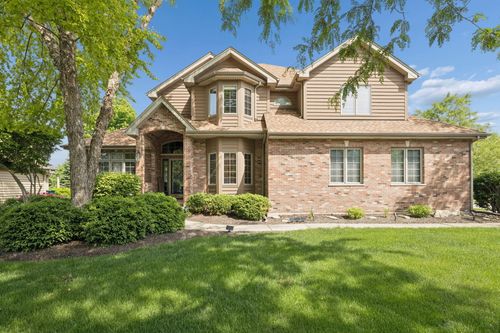 2510 Ventura Dr, Plainfield, IL, 60586-8444 | Card Image