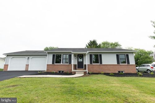 724 Warm Spring Rd, CHAMBERSBURG, PA, 17202-9179 | Card Image