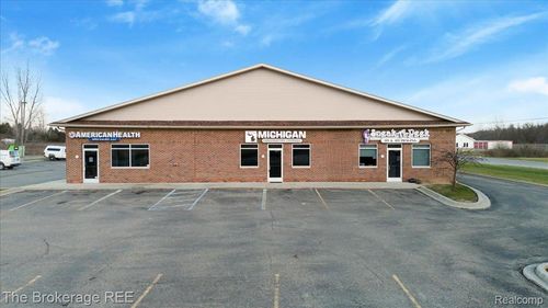 3390 N State Rd, Davison, MI, 48423-1154 | Card Image