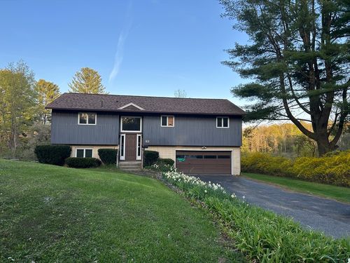 83 Fort Hill Ave, Pittsfield, MA, 01201-5810 | Card Image