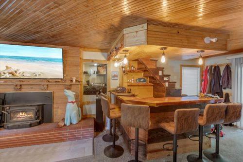 4115 N Lake Blvd, Carnelian Bay, CA, 96140-1810 | Card Image