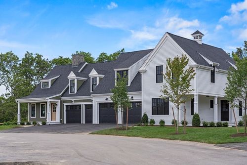 2-46 Sandwich Rd, Plymouth, MA, 02360-2505 | Card Image