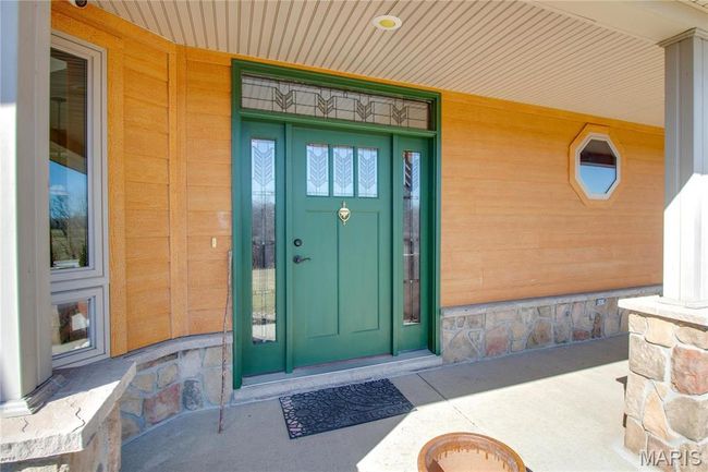 2445 Seiler Rd, House other with 3 bedrooms, 5 bathrooms and 2 parking in Alton IL | Image 23