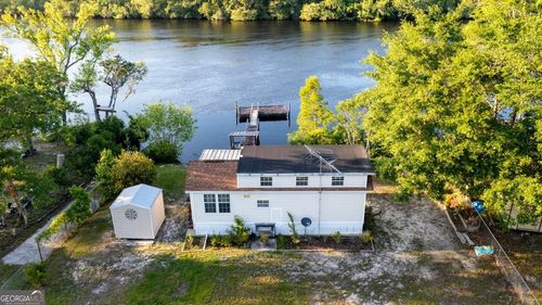 90 Manning Ln, folkston, GA, 31537-6213 | Card Image