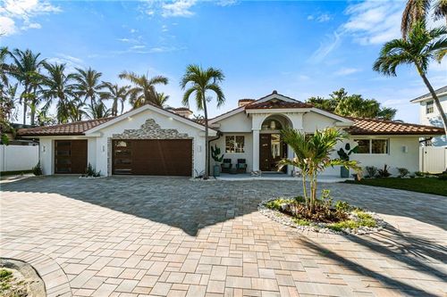 5203 Starfish Ave, NAPLES, FL, 34103 | Card Image