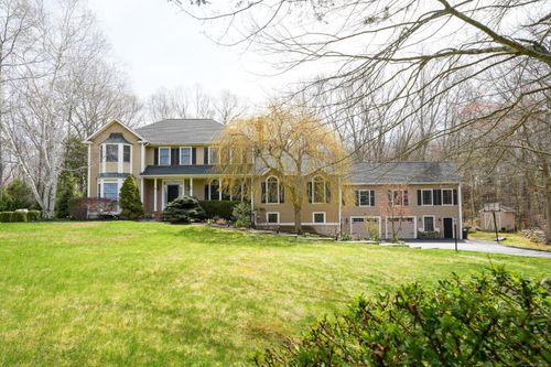 20 Blanket Meadow Rd, Monroe, CT, 06468-1098 | Card Image