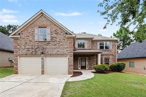 7985 Snapwell Dr, Fairburn, GA, 30213-7904 | Card Image