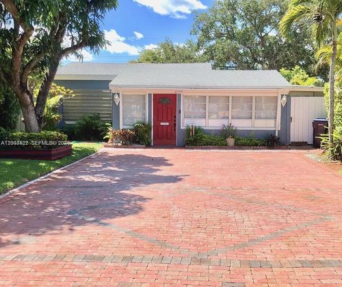 2140 Ne 180th St, North Miami Beach, FL, 33162-1622 | Card Image