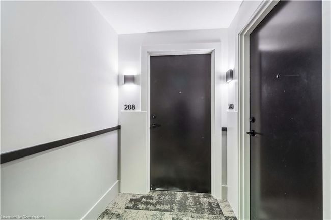 208 - 600 N Service Rd, House attached with 2 bedrooms, 1 bathrooms and 1 parking in Stoney Creek ON | Image 4